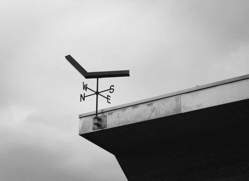 Modern Arrow Wind Vane